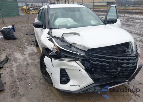 2022 Nissan Kicks Sr Xtronic Cvt z USA, uszkodzony, nr VIN 3N1CP5DV5NL532241